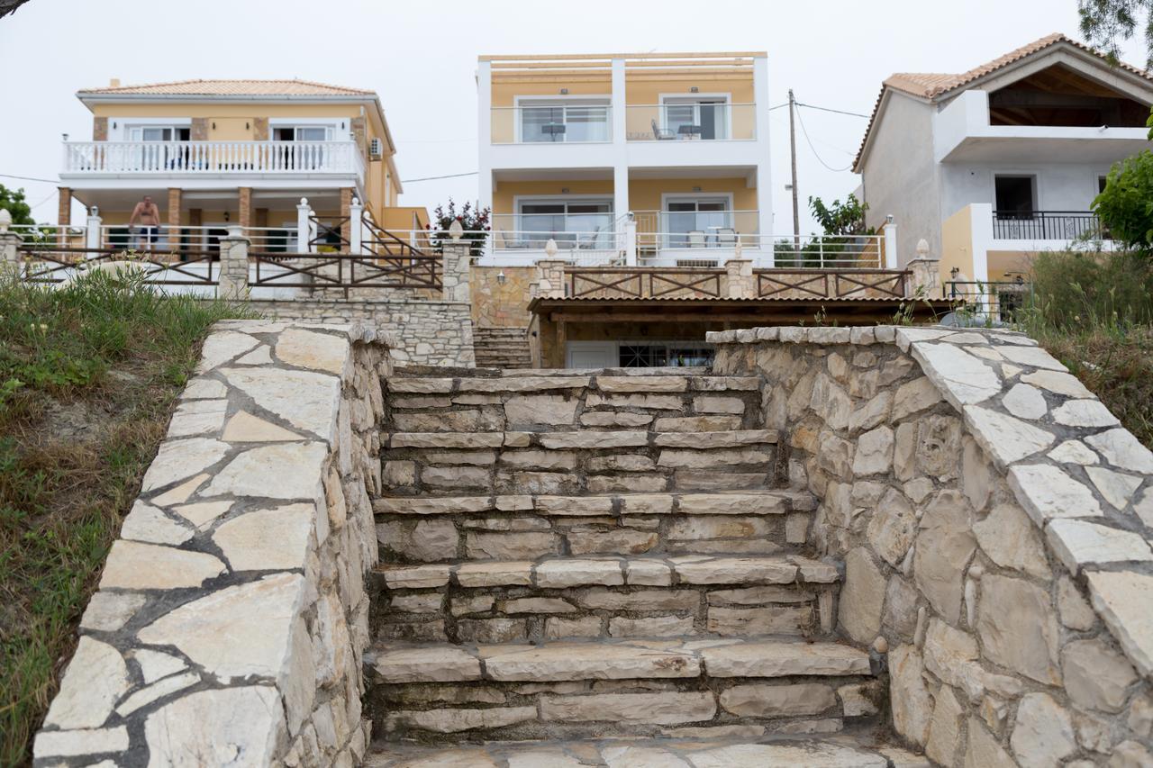 Laura Beach House Alykes  Exterior photo